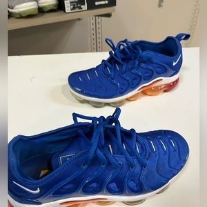 Nike vapor max plus size 9